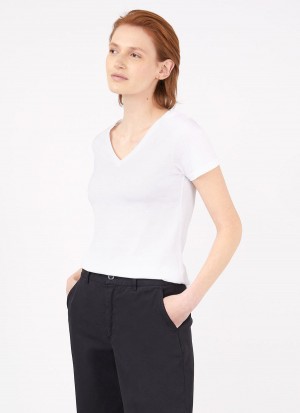 White Sunspel V Neck T-shirt | 94073-LBWA | USA