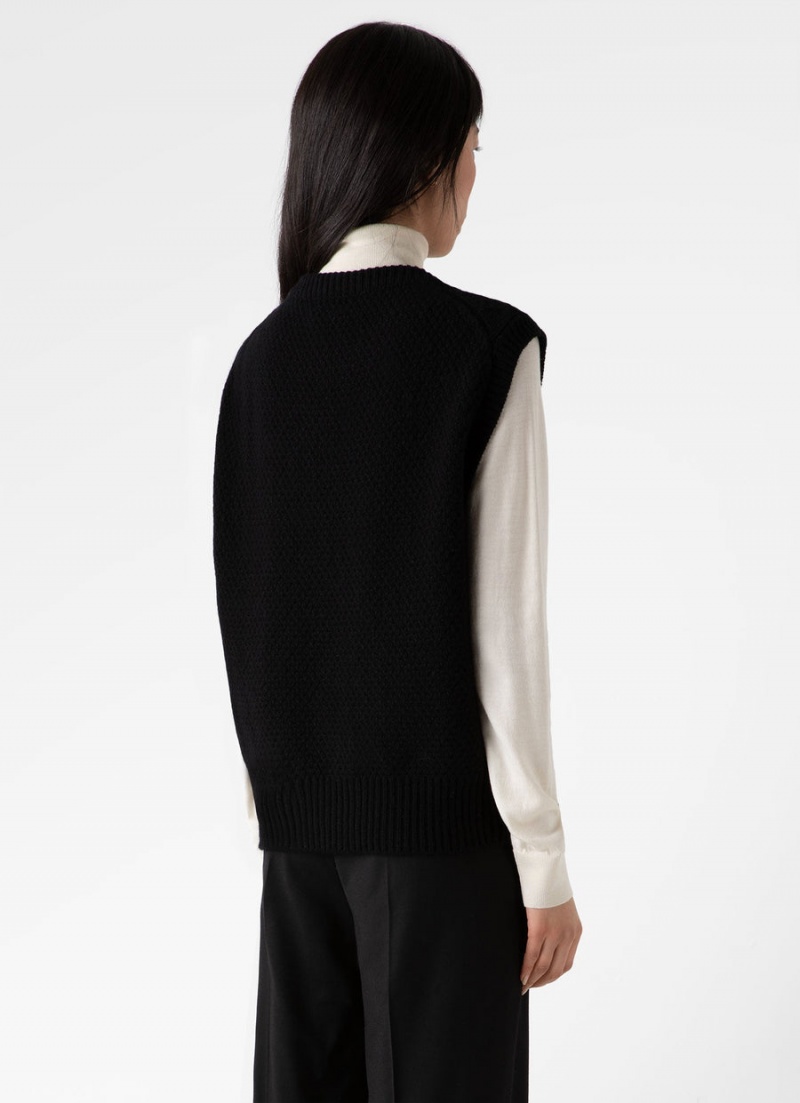 Black Sunspel Lambswool Cable Knit Vest | 85729-AHUP | USA