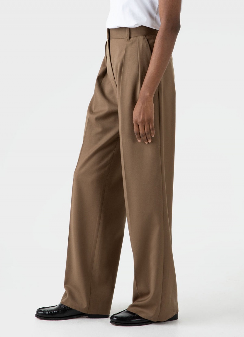 Brown Sunspel Pleated Wool Trouser | 93542-SBXE | USA