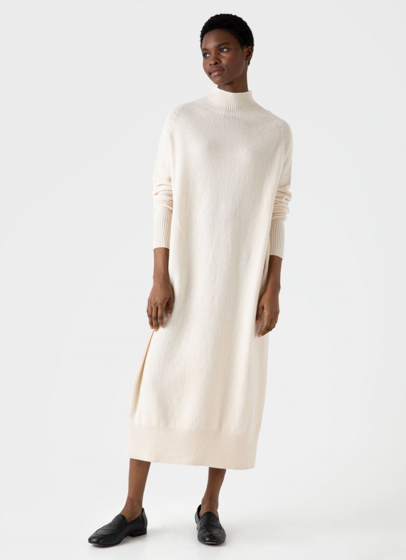 Ecru Sunspel Lambswool Funnel Neck Dress | 18509-BPHS | USA