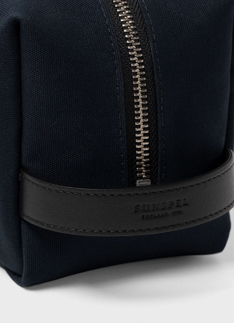 Navy Sunspel Washbag | 03497-VIHC | USA