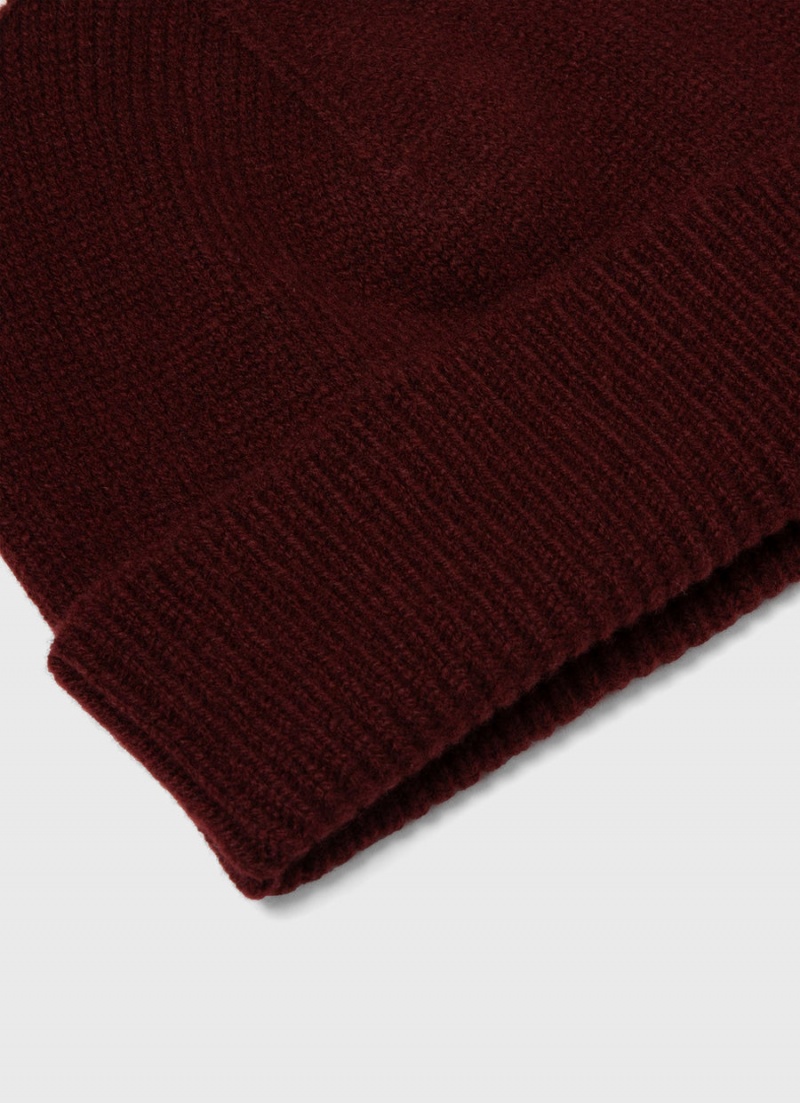 Red Sunspel Scottish Lambswool Hat | 31726-PVCG | USA