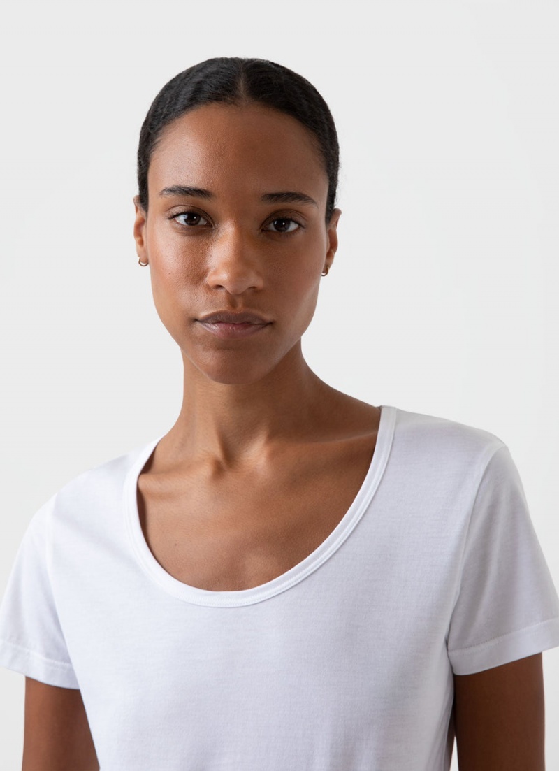 White Sunspel Classic Scoop Neck T-shirt | 80719-BMDA | USA